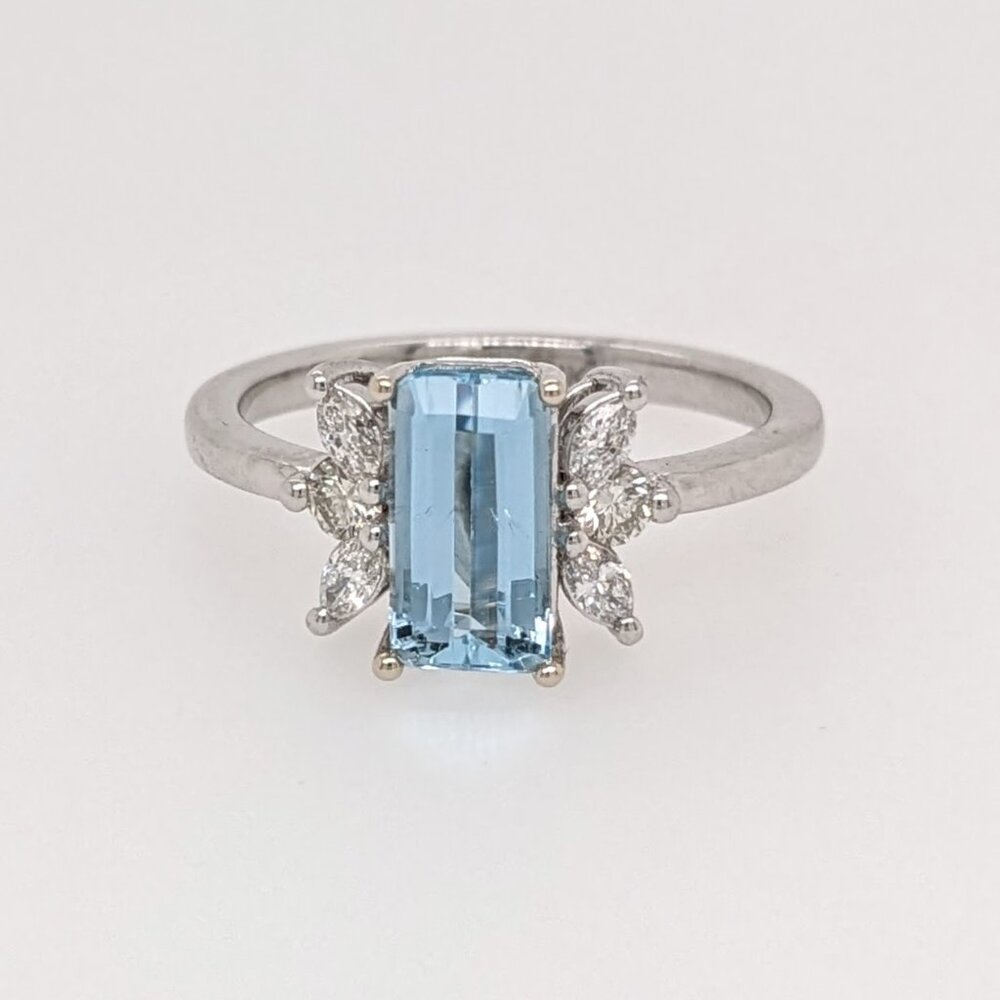 1.2cts Aquamarine Ring in Solid 14K White Gold with Marquise and Round Diamonds